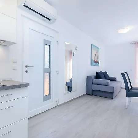 Modernes Nur 430 Meter Zum Sandstrand Mit Privatparkplatz Appartement *