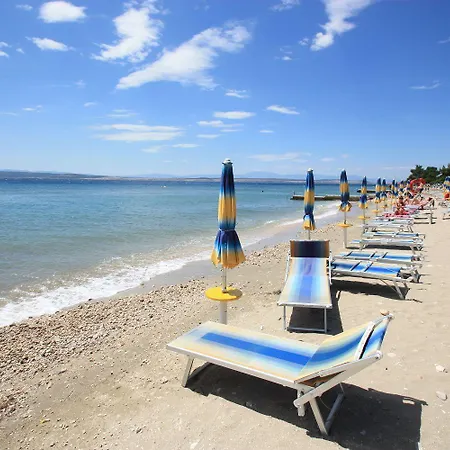 Lejlighed Modernes Nur 430 Meter Zum Sandstrand Mit Privatparkplatz Crikvenica