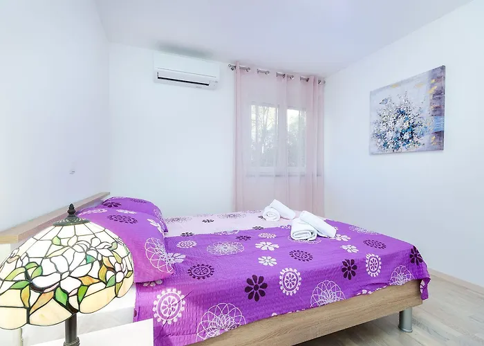 Lejlighed Modernes Nur 430 Meter Zum Sandstrand Mit Privatparkplatz Crikvenica