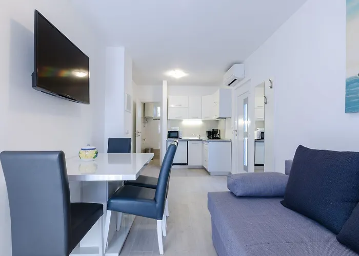Modernes Nur 430 Meter Zum Sandstrand Mit Privatparkplatz Apartment *